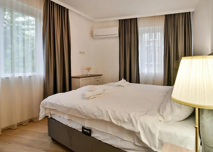 Апартамент Center 2br Next To Sea