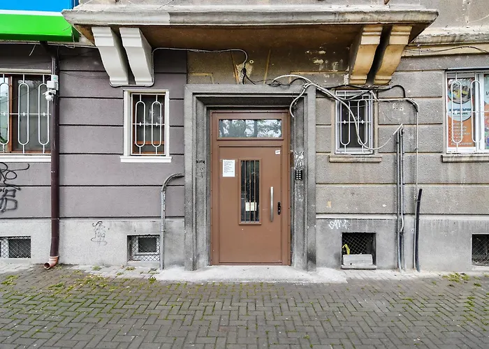 Center 2br Next To Sea Апартамент