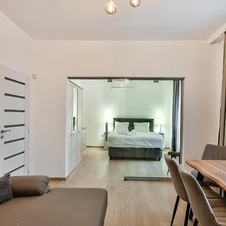 Center 2br Next To Sea * ヴァルナ