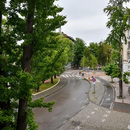 Center 2br Next To Sea アパート