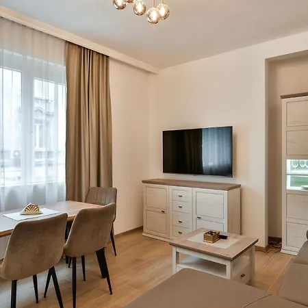 Center 2br Next To Sea *