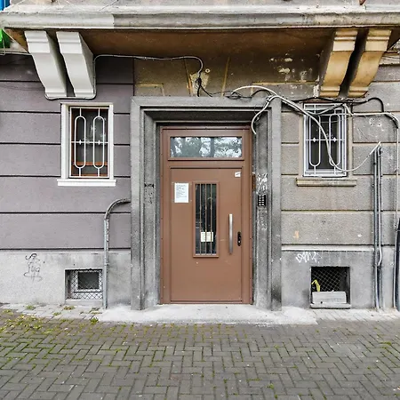 Center 2br Next To Sea アパート