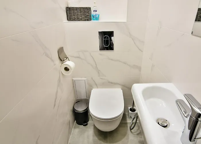 Center 2br Next To Sea Apartment Varna